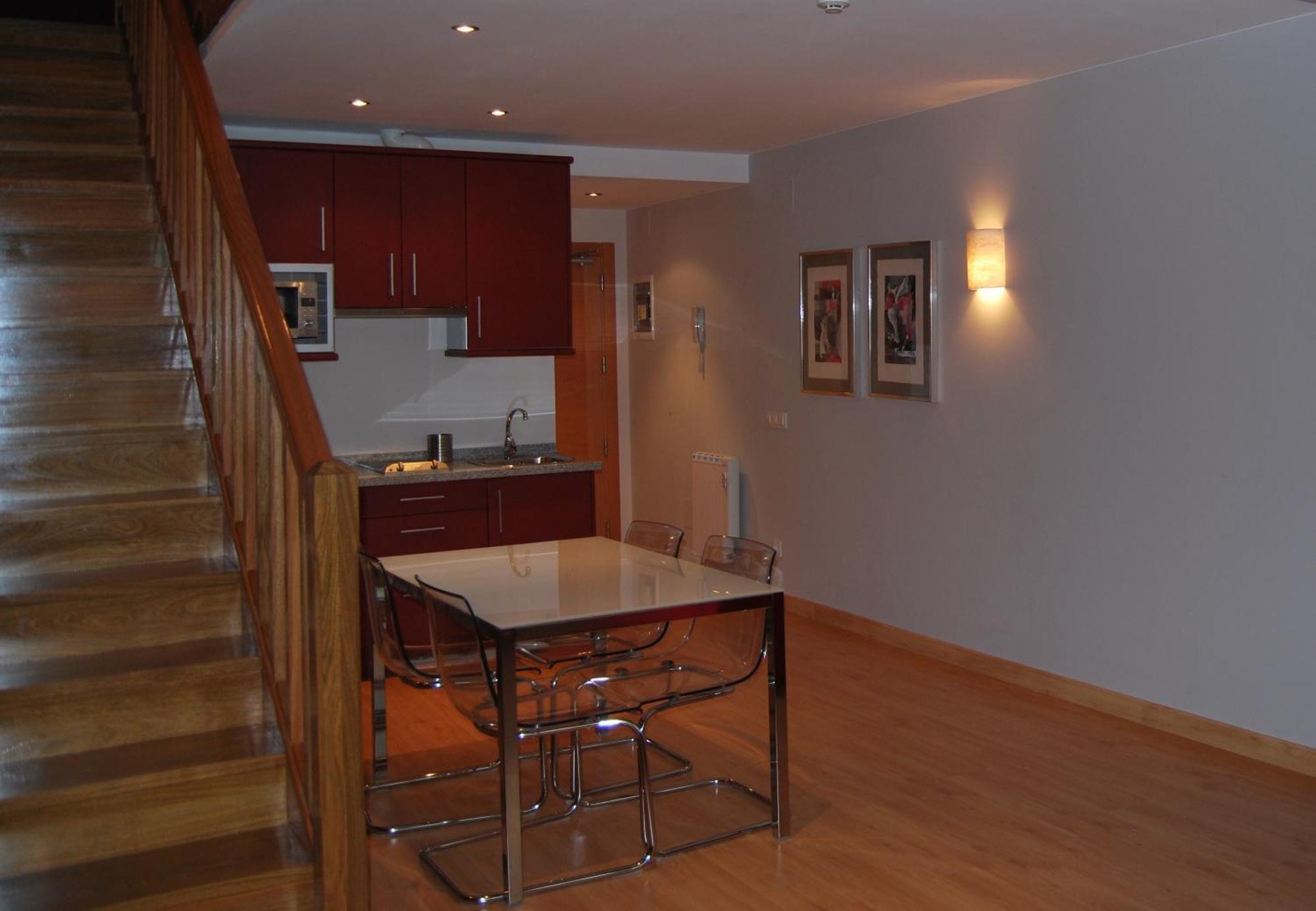 Apartamentos Plaza Mayor Лянес Екстериор снимка