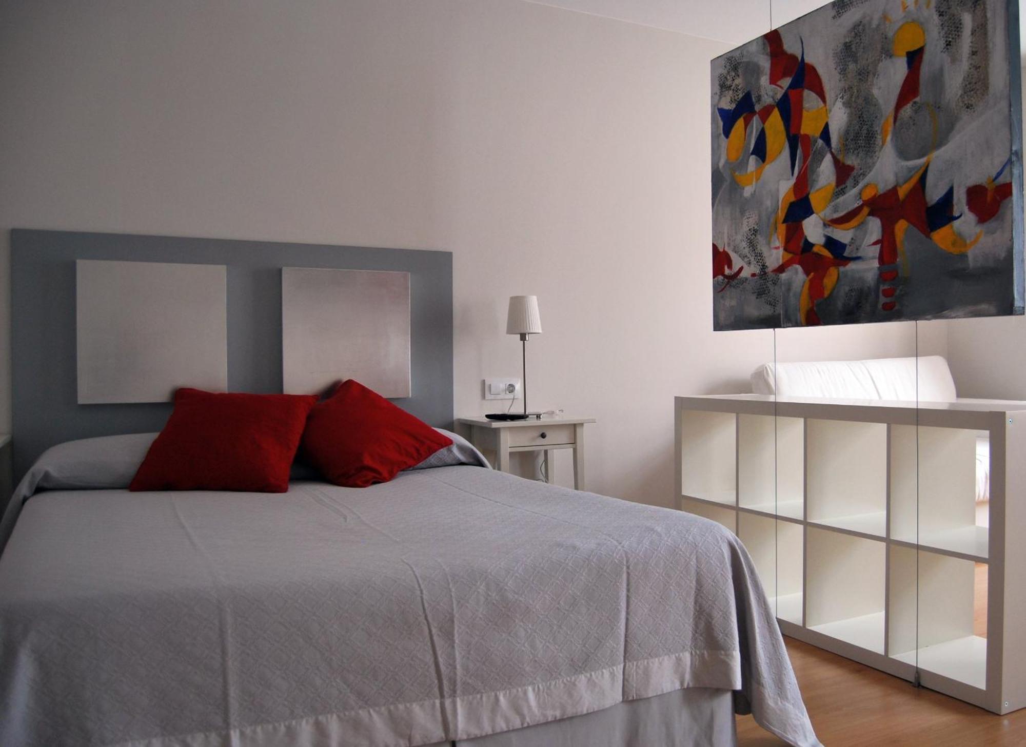 Apartamentos Plaza Mayor Лянес Екстериор снимка
